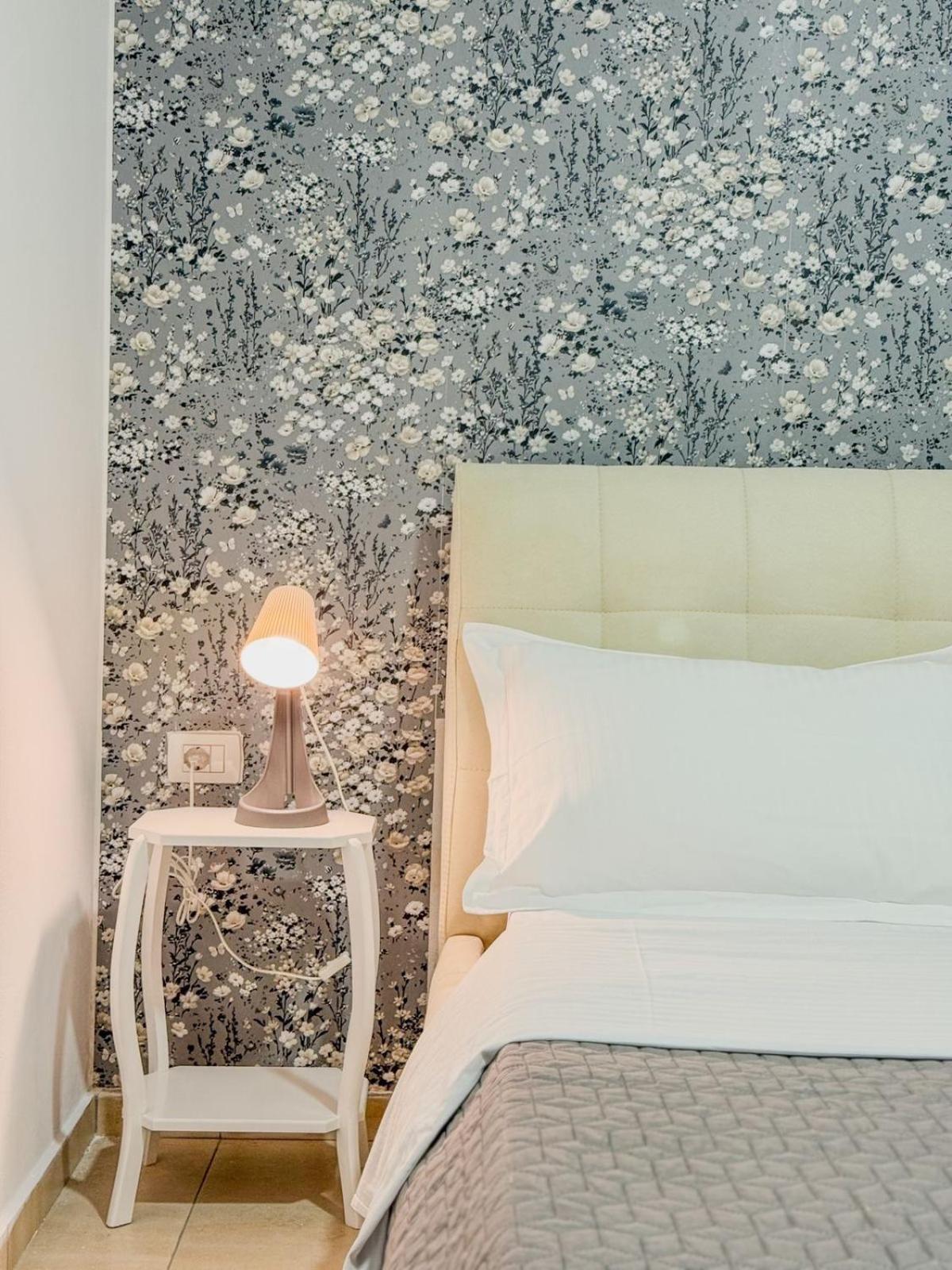 Odore Di Mare Apartments Sarandë Exteriör bild